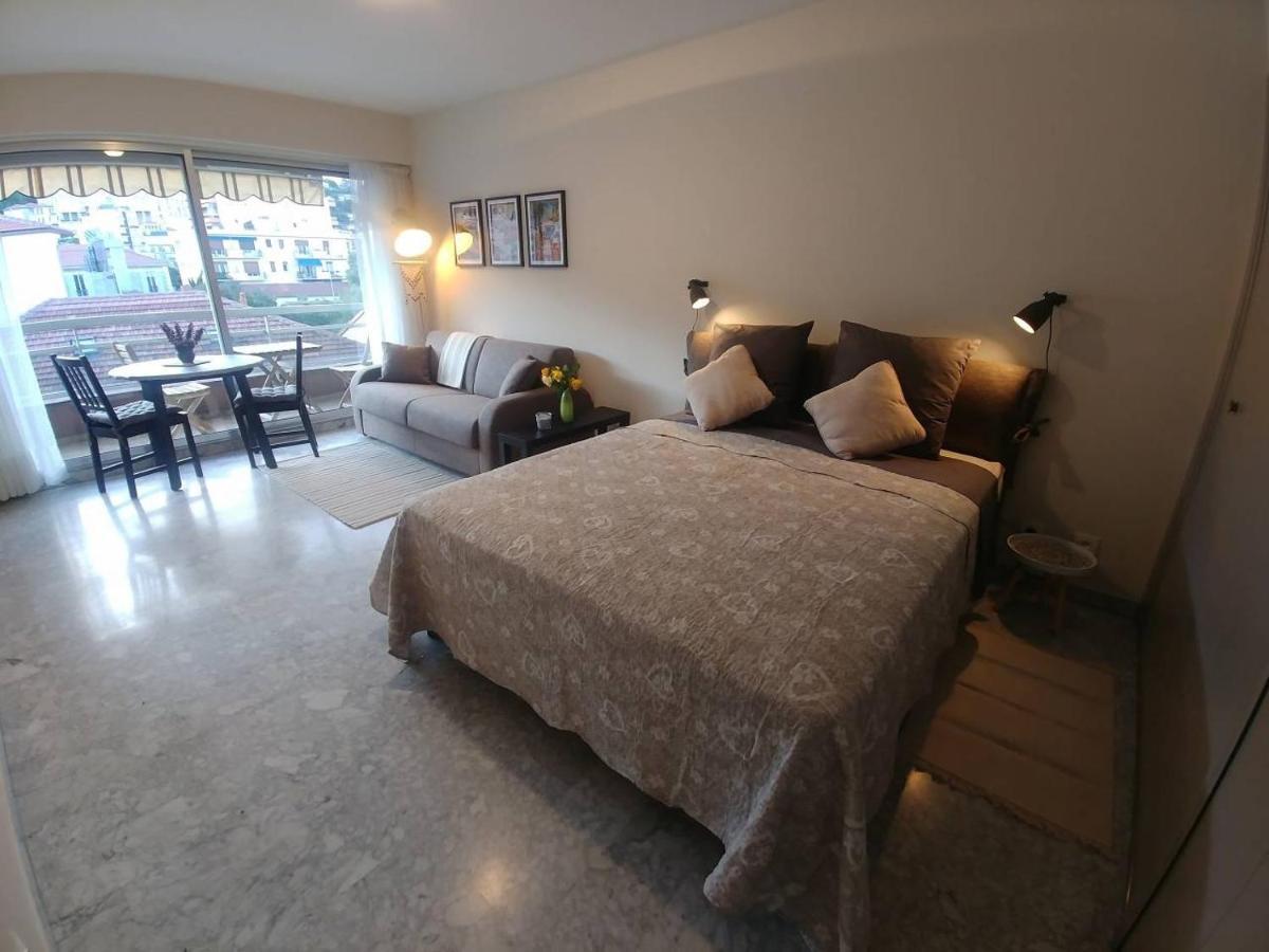 Studio avec Parking Privé au Cœur de la Ville Menton Extérieur photo